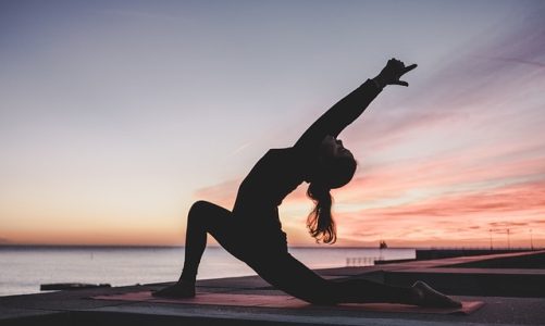 Yoga online: scopri perché il web marketing è essenziale per la promozione dei corsi di Yoga